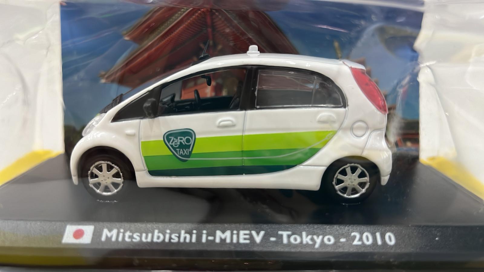TAXI MITSUBISHI I-MIEV - TOKYO 2010