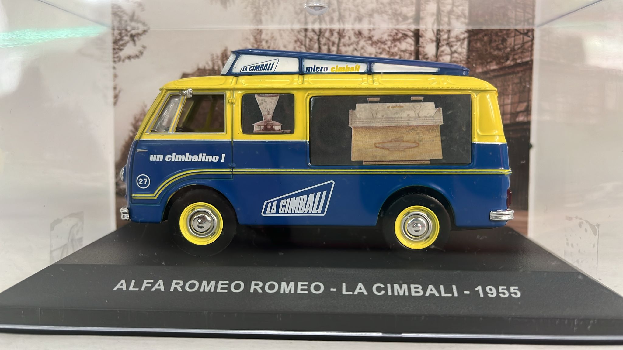 FURGONE PUBBLICITARIO ALFA ROMEO - LA CIMBALI 1955
