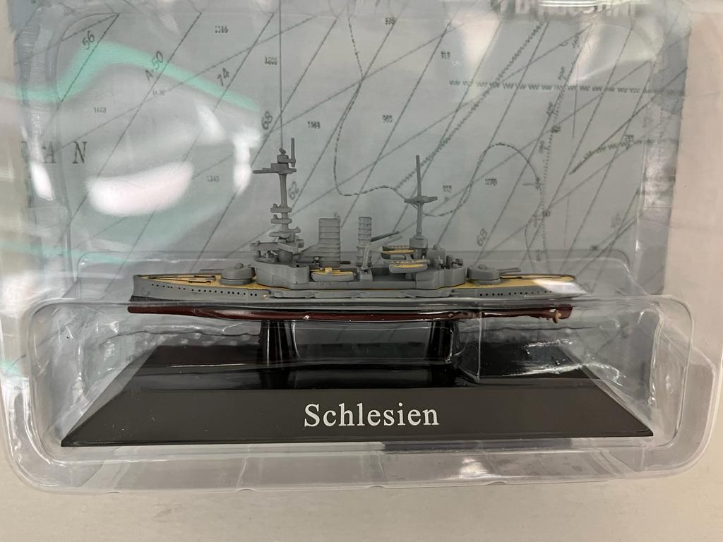 NAVE DA GUERRA SCHLESIEN